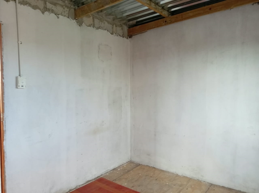 11 Bedroom Property for Sale in New Brighton Eastern Cape